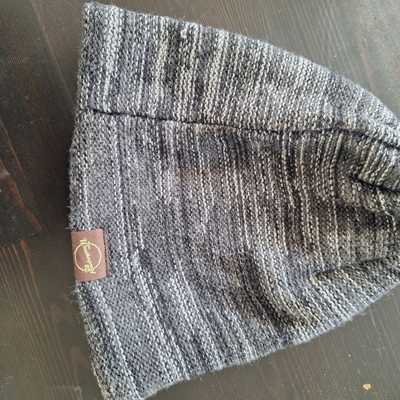 🖤 2 for 25$ Hat, headband, Scarf, and Gloves - Picture 8 of 10